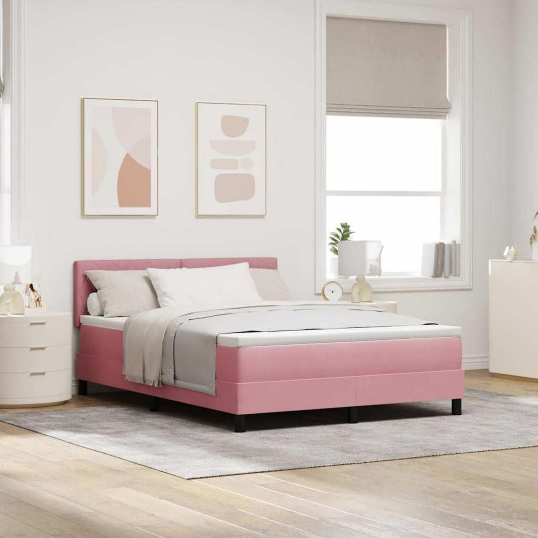 Ein Lattenrost an dem Boxspringbett mit den Massen 140 x 190 cm
