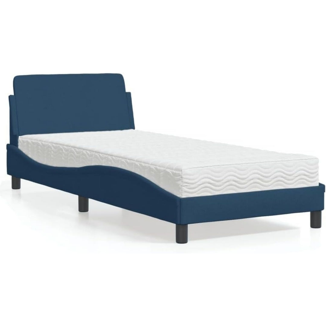 Das Bettgestell misst 90 x 200 cm in Blau
