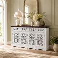 Das Sideboard nimmt mit 158 x 40 x 80 cm Gestalt an