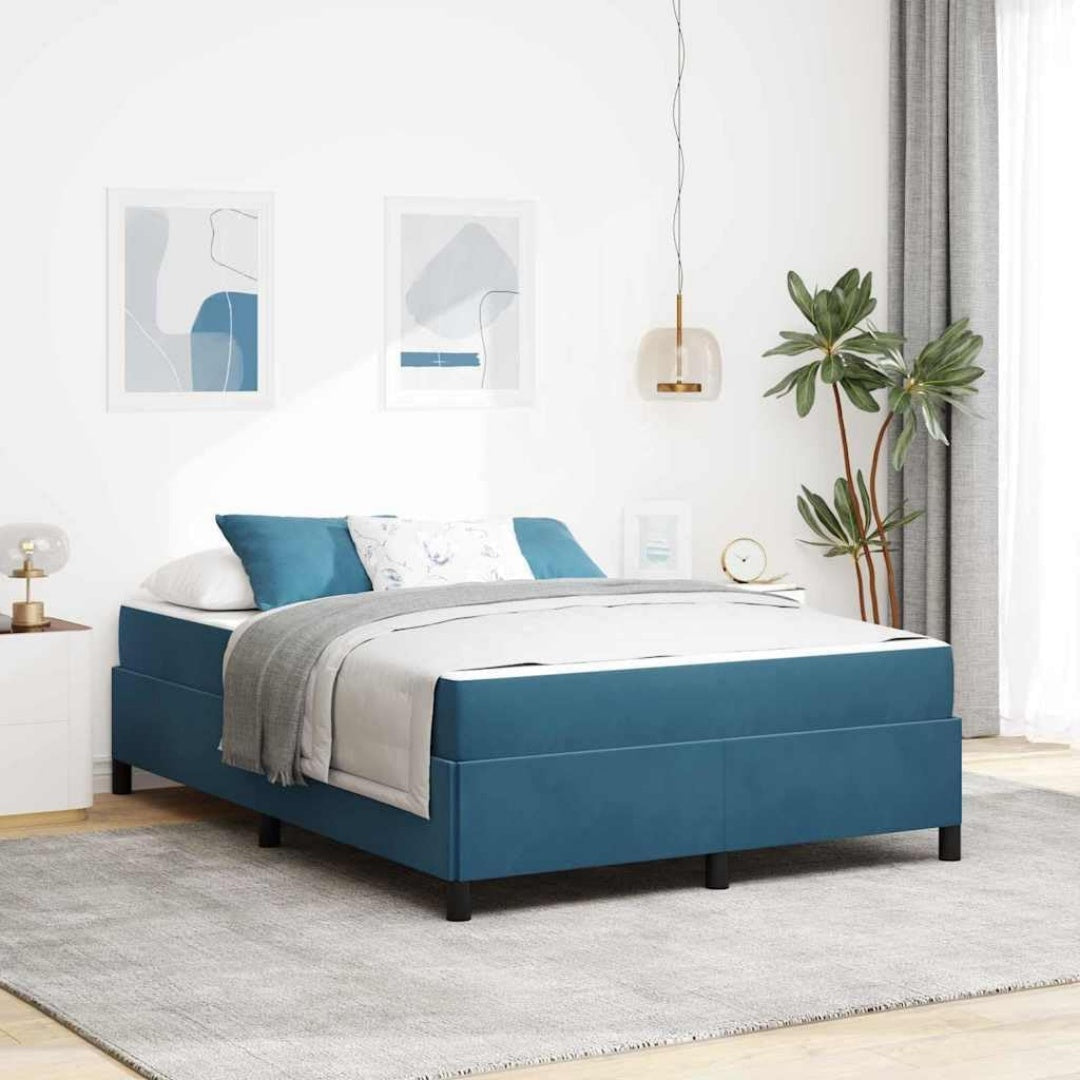 Bettgestell mit den Massen 140 x 190 cm in Weiss und Blau
