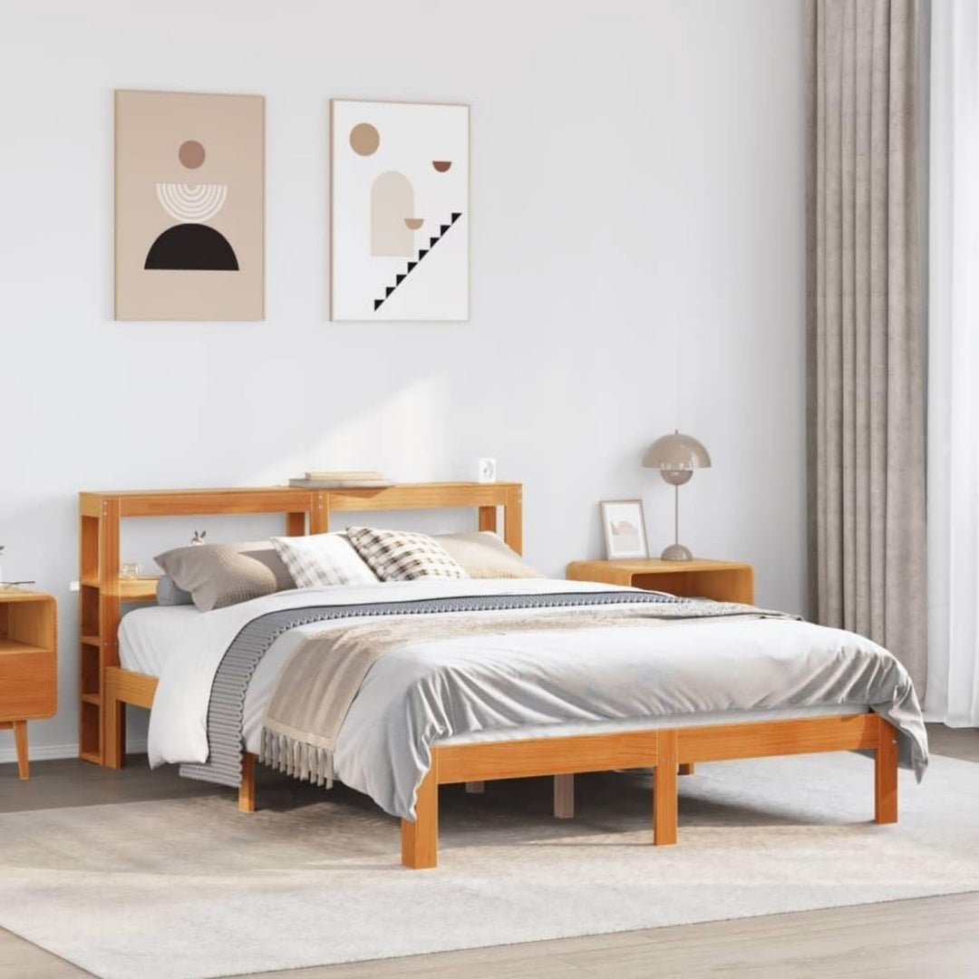 Ein Lattenrost und eine Wandmontage bestimmen das Bettgestell